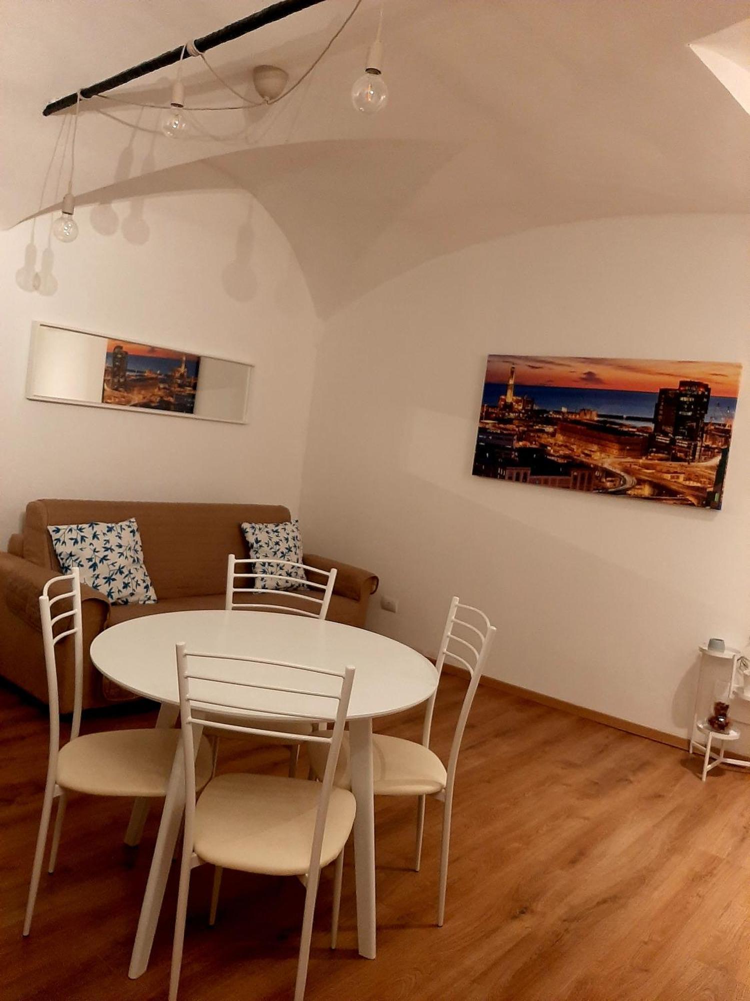 Apartmán The First Luccoli Garibaldi Rolli Janov Exteriér fotografie