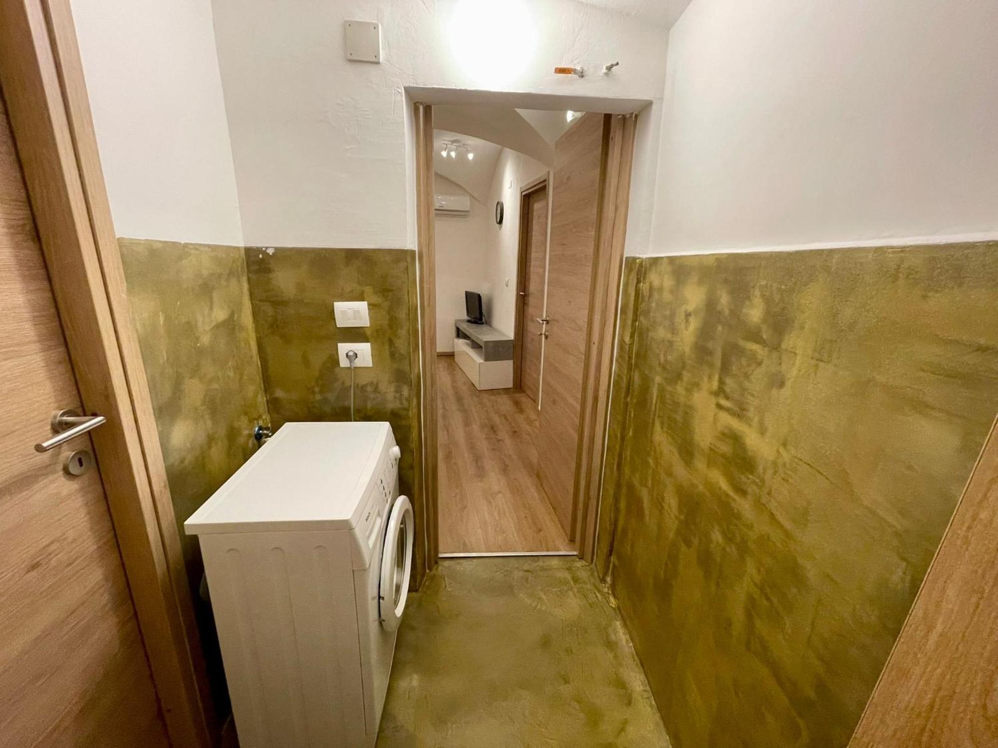 Apartmán The First Luccoli Garibaldi Rolli Janov Exteriér fotografie